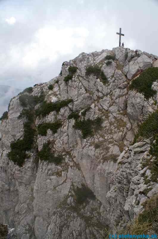 Hochlantsch, Mixnitz. Pohľad na vrcholový kríž na Hochlantschi