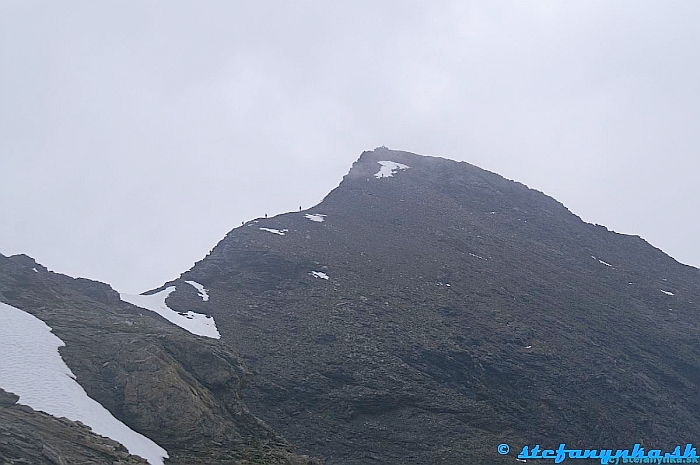 Spielmann. Turisti na chrbte Spielmanna (Hohe Tauern)