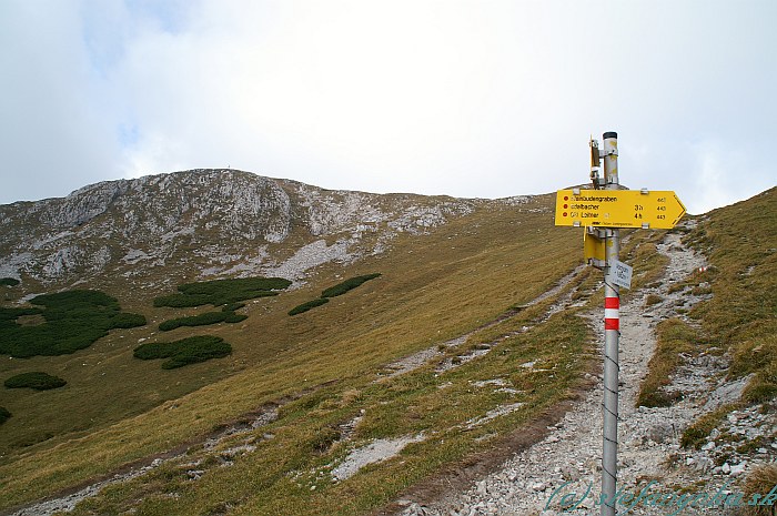 Hochalm, Odbočka na Kleinbodengraben. Vľavo Windberg (1903 mnm)