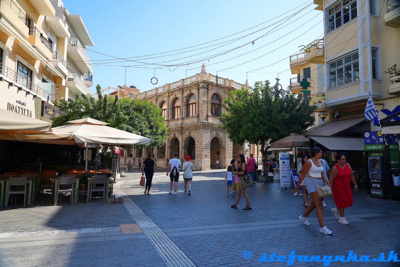 Benátska lóža, Heraklion, Kréta (Venetian loggia) Benátska lóža, Heraklion, Kréta (Venetian loggia)