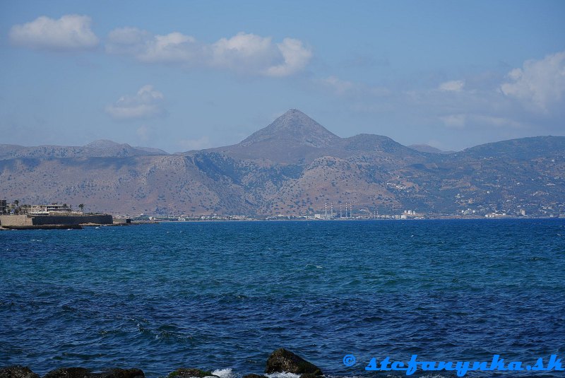 Koules, Heraklion, Kréta. Pohľad na Stroumboulas a roklinu Almiros Koules, Heraklion, Kréta. Pohľad na Stroumboulas a roklinu Almiros