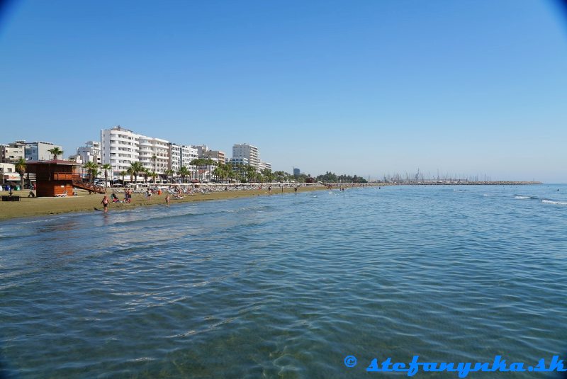 Larnaka. Finikoudes beach Larnaka. Finikoudes beach