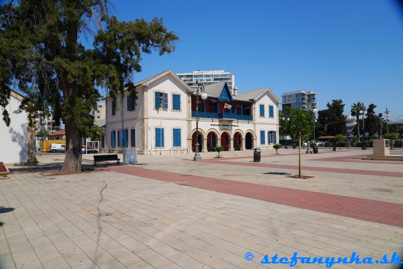 Larnaka. Námestie Európy Larnaka. Námestie Európy