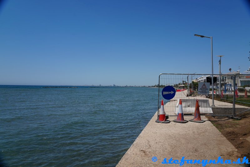 Plážová promenáda Voroklini Plážová promenáda Voroklini