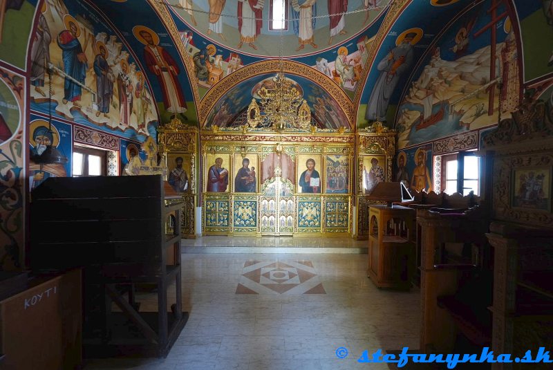 Stavrovouni, kostol All Saints of Cyprus Stavrovouni, kostol All Saints of Cyprus