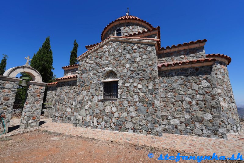 Stavrovouni, kostol All Saints of Cyprus Stavrovouni, kostol All Saints of Cyprus