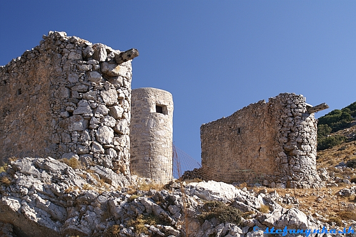 Lasithi, Kréta. Zvyšky po veterných mlynoch