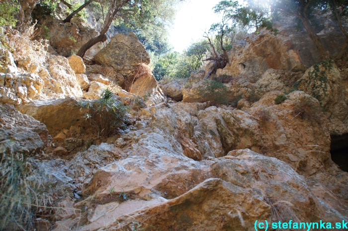 Agios Antonios gorge, Kréta, Stefanynka, Pohľad späť od mostíka