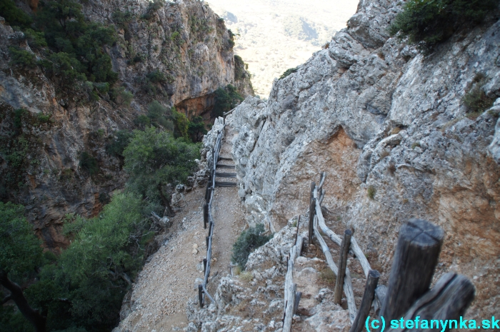 Platania gorge, Kréta, Stefanynka - Platanias gorge - kuk späť na priebeh cesty