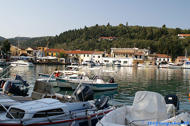 Paxos, prístav Laka