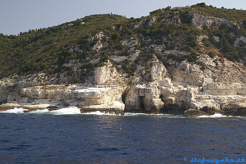 Paxos. Terasy na slnenie