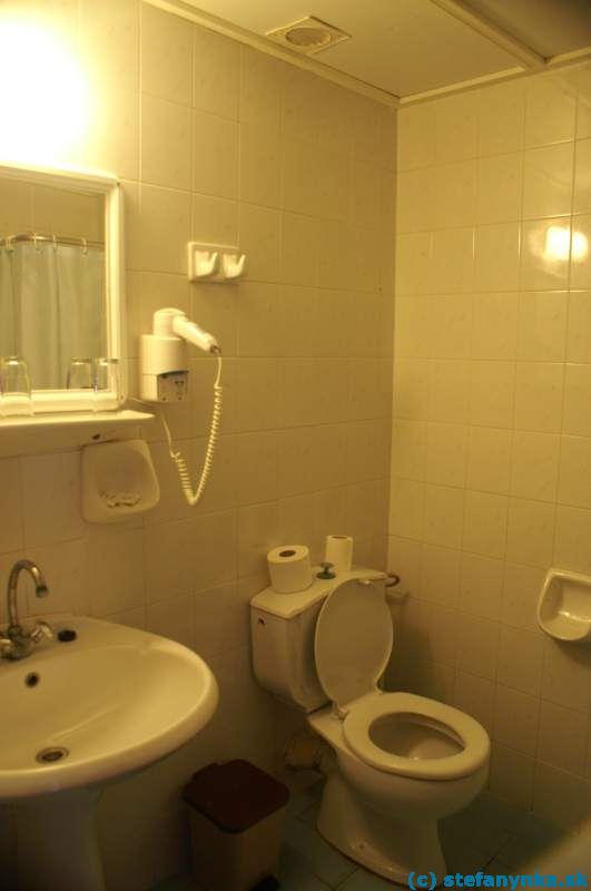 Hotel Golden Sands, Agios Georgios south, Korfu - WC a kúpelňa