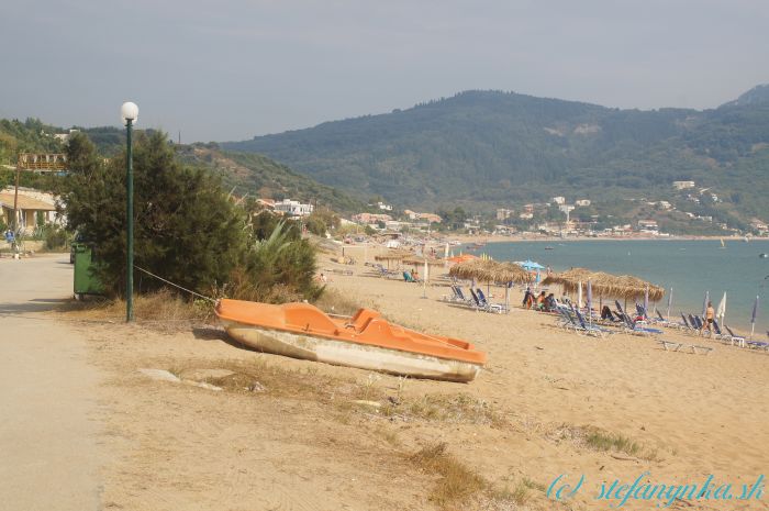 Agios Georgios north - pohľad na south po miernom rain