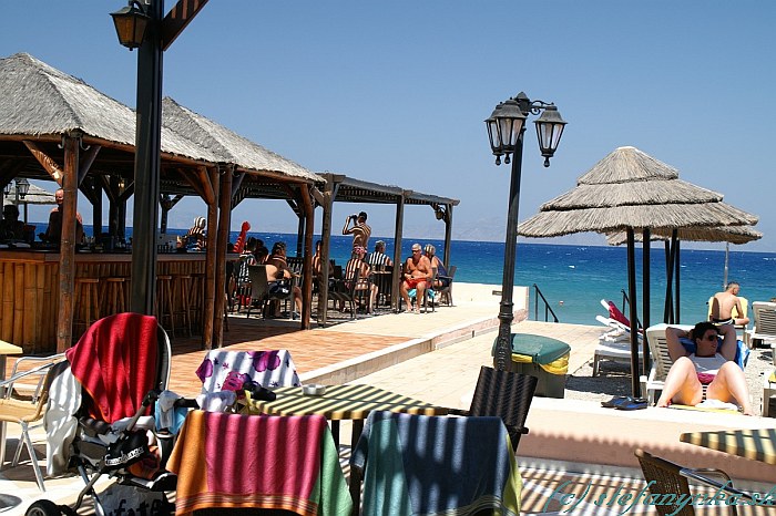 Avra Beach, Rodos. Plážový bar