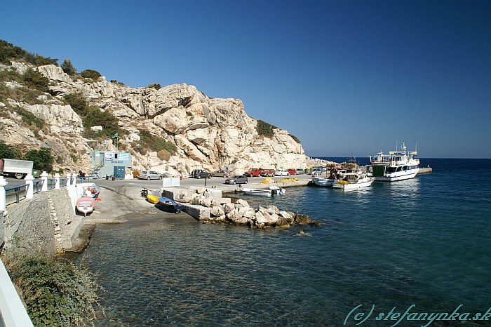 Rodos, Kameiros skala. Prístav, odkiaľ sa pláva na ostrov Halki