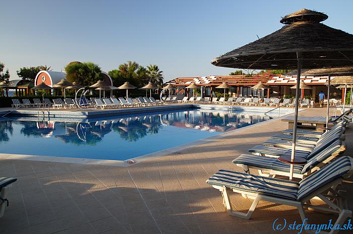 Pegasos Beach, Faliraki, Rodos - bazén