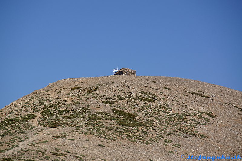 Psiloritis, alebo aj Mount Ida. Niekde aj Timios Stavros