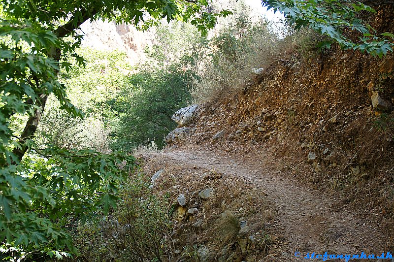 Patsos gorge (Agios Antonios), Kréta. Prístup od kostolíka k druhej časti (k amfiteátru)