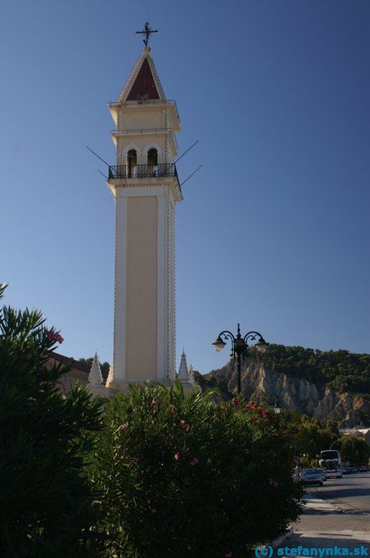 Zakynthos. Kostol pri chráme Agios Dionisios