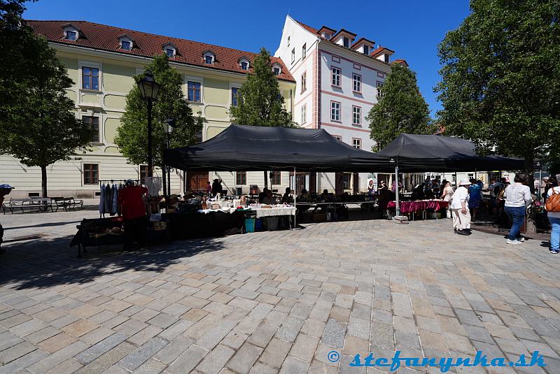 Bratislava. Františkánske námestie