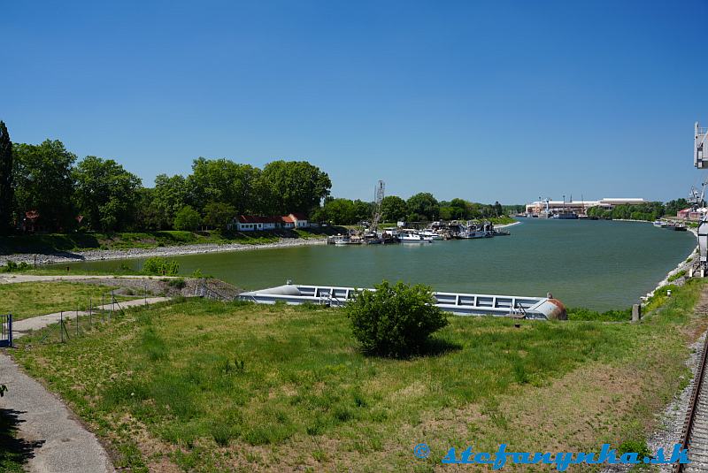 Komárno - prístav Komárno - prístav
