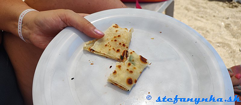 Hotel Nerton, Side, Turecko 2025 - Gozleme (bolo) Hotel Nerton, Side, Turecko 2025 - Gozleme (bolo)
