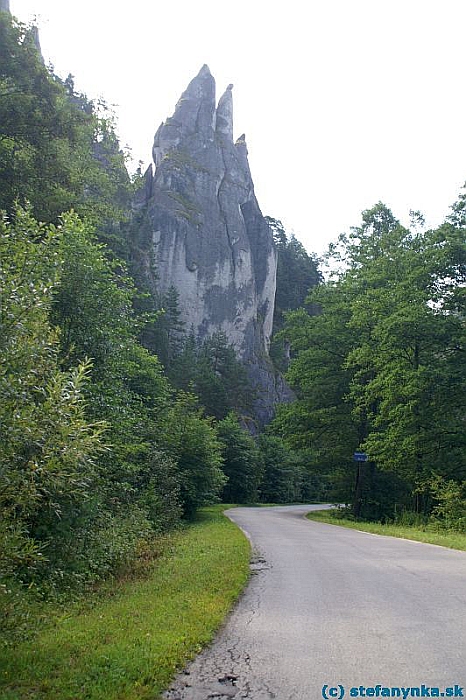 Súľov - tiesňava. Príchod k Súľovskej tiesňave