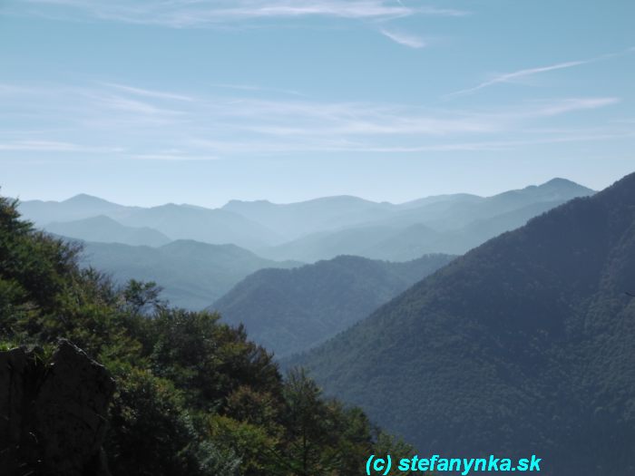 Pohľady na Veľkú Fatru spod Zadného Šípu