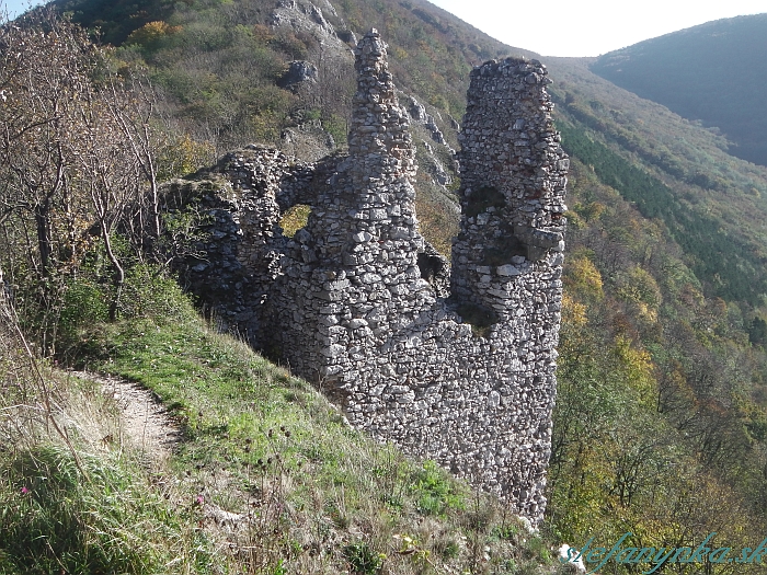 Hrad Ostrý kameň