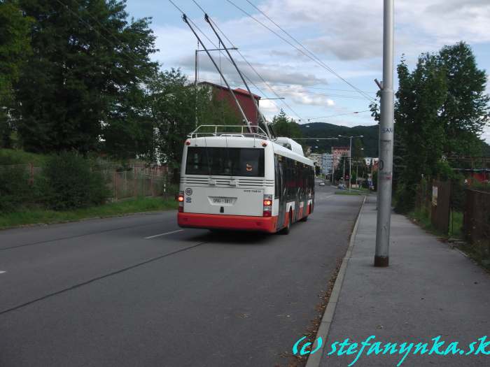 Už mi na tej ŠPZ-ke chýbalo iba: PF 3017 :-)