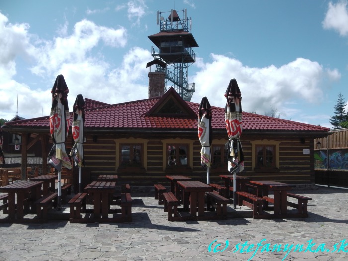 Šachtičky. Koliba zatvorená, veža zamknutá