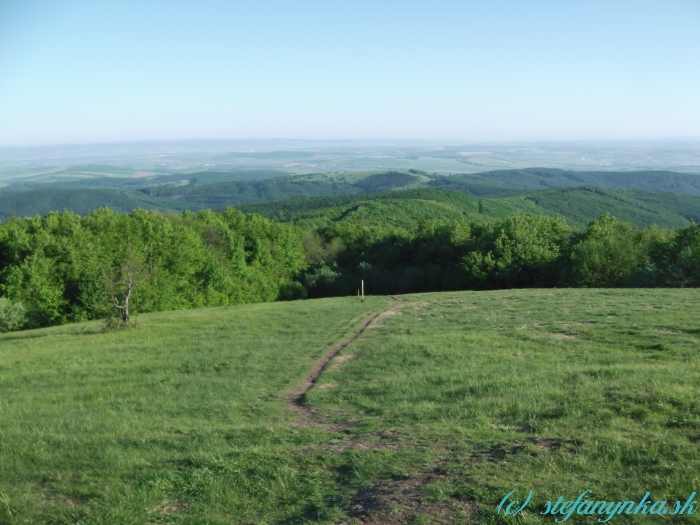 Veľká Javorina - pohľad na Moravskú stranu