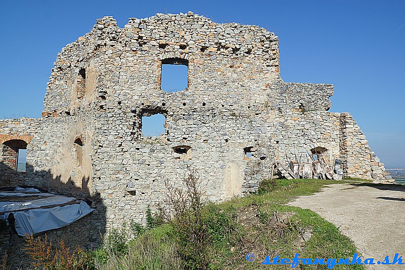 Hrad Oponice Hrad Oponice