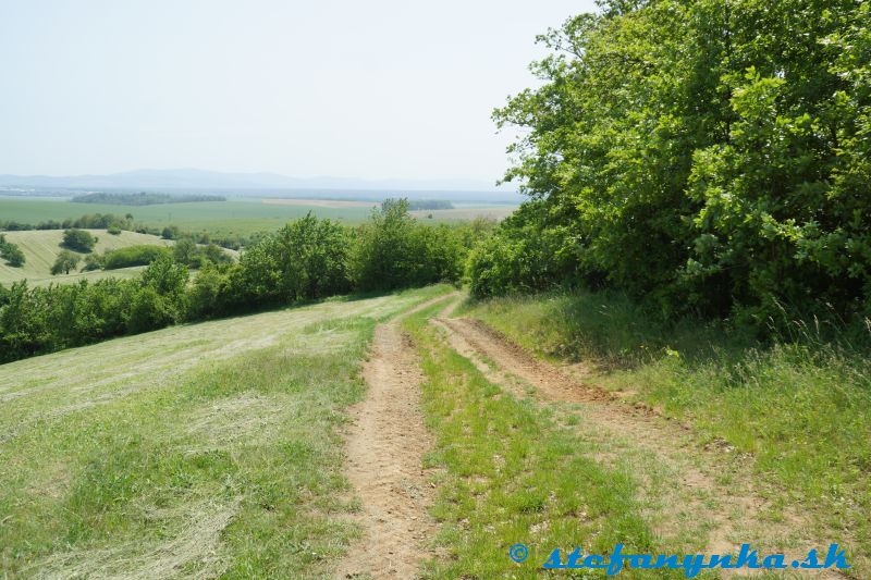 Nad kúpeľmi Smrdáky