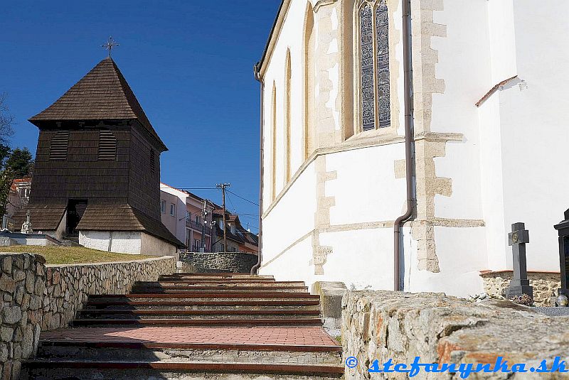 Svätý Jur - kostol sv. Juraja