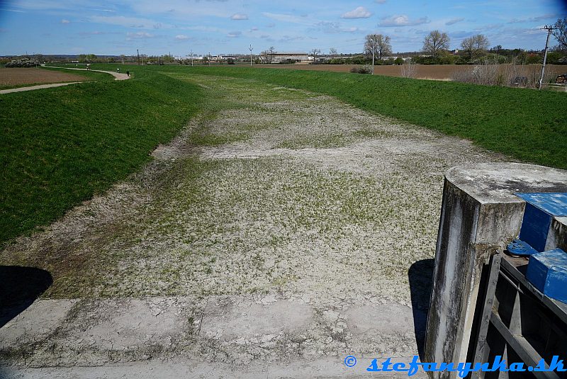 Hodonín - pri Starej Morave (neďaleko Nesytu)